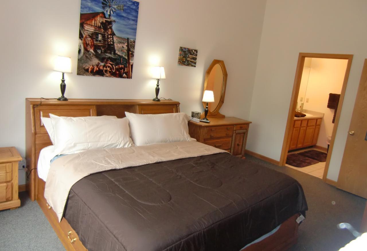 Mein Haus Bed & Breakfast Avon