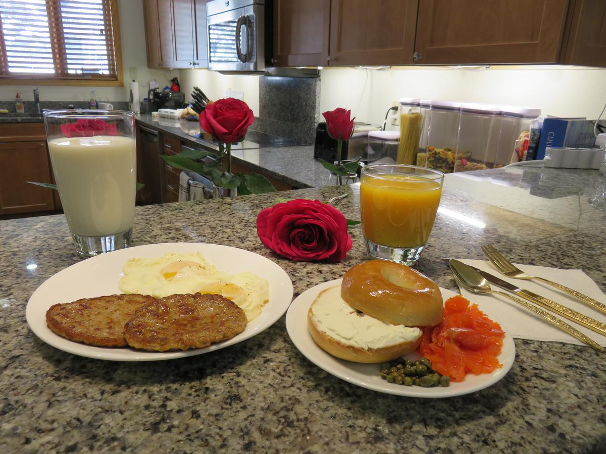 Bed & Breakfast Mein Haus Avon