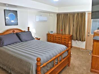 Mein Haus Bed & Breakfast Avon